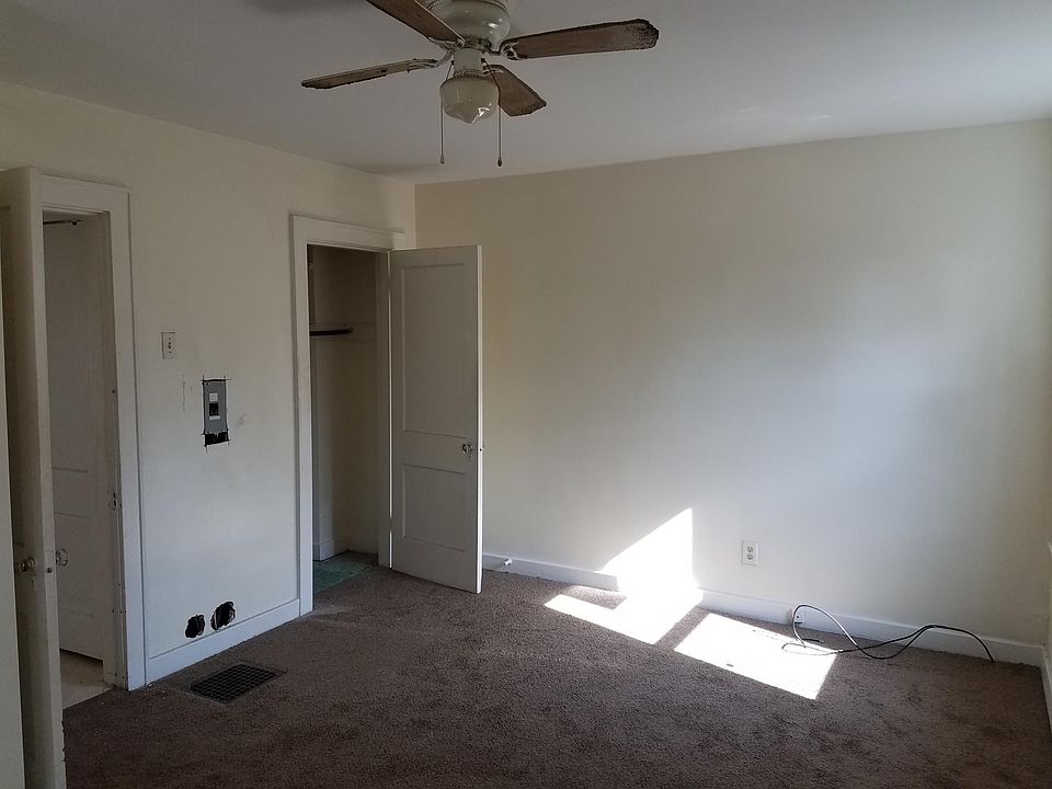 2nd image of 1207 Ryland Ave APT 1