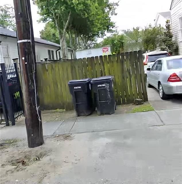 2nd image of 4628 Coliseum St