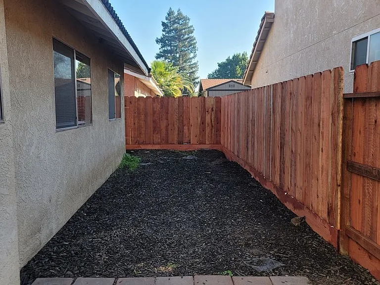 3904 Monteview Dr — Photo 25