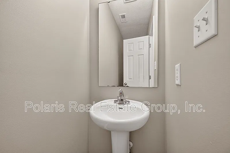 1207 Topp Creek Dr
