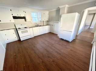 28 Oak St #1, Waterville, ME 04901