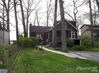 1661 Eason Rd, Waterford, MI 48328