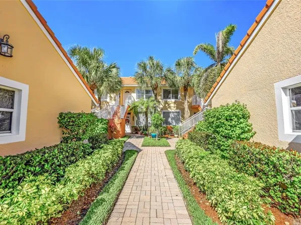 2365 Bayou Ln #7003, Naples, FL 34112