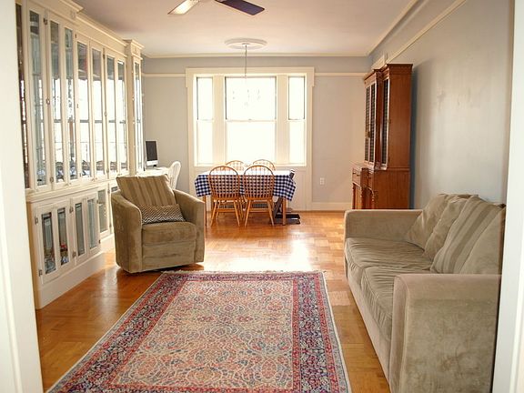 4th image of 117-01 Park Ln APT B3b