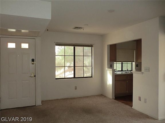 4th image of 4873 S Torrey Pines Dr Unit 202