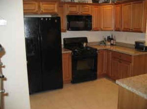 2nd image of 32 Cortland Dr