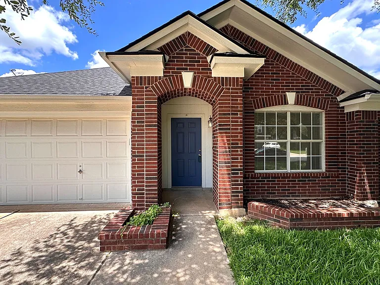 6708 Bancroft Woods Dr — Photo 4