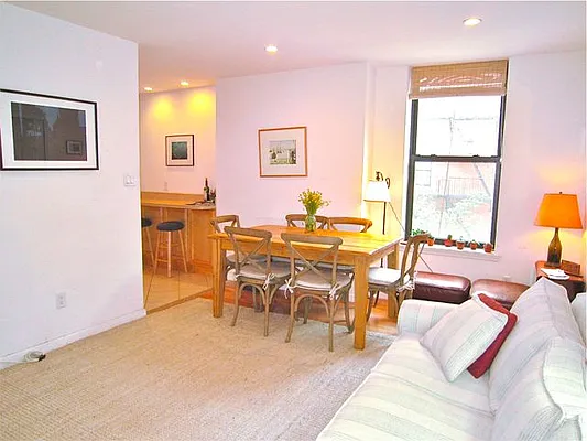 Rented by City Connections Realty | media 39