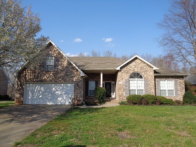 1st image of 1923 Turfland Dr