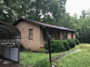 197 Country Ln, Dover, TN 37058