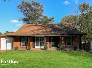 11858 Barden Tower Rd, Florissant, MO 63033