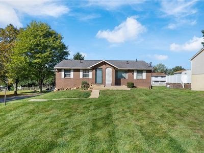 703 Perry Dr NW, Canton, OH, 44708