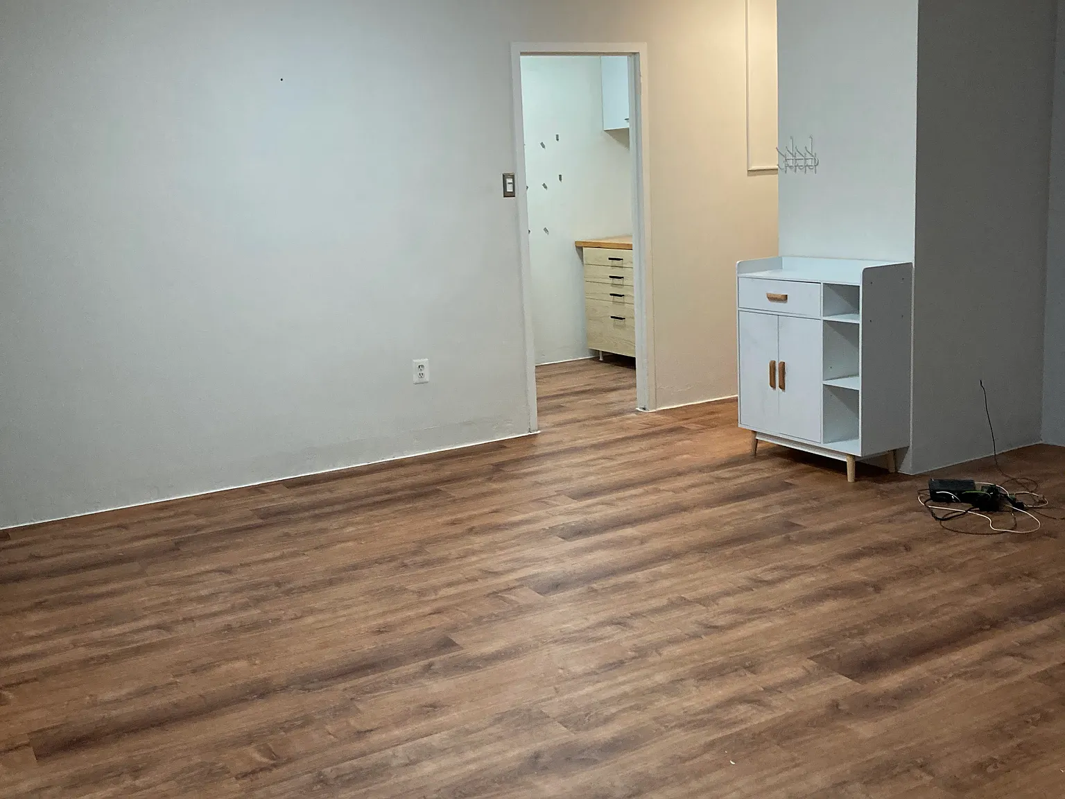 2 bed, 884 sqft, $2,950 — Photo 2