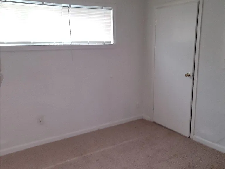 3823 Lydia St #2 — Photo 9