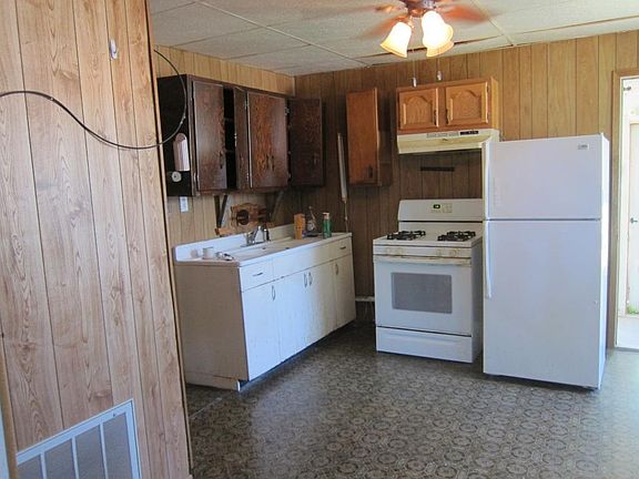 3rd image of 716 La Grange Ave