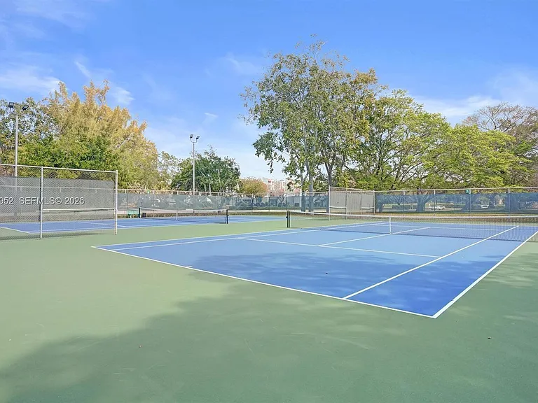 9401 Evergreen Pl #103 — Photo 24