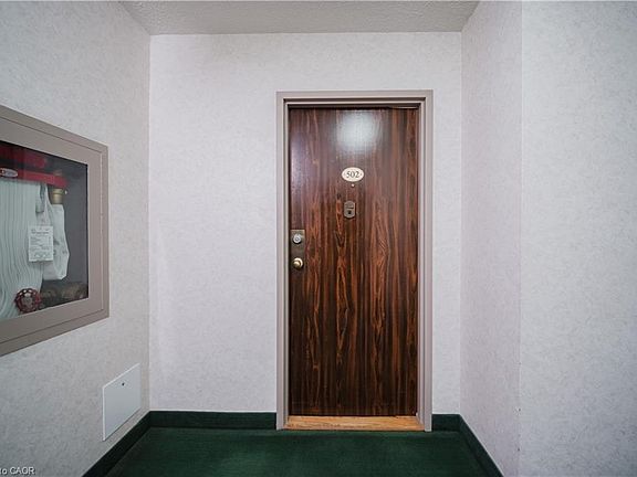 5th image of 18 Knightsbridge Rd #502