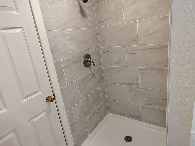 1351 Leonard Ave #A — Photo 21