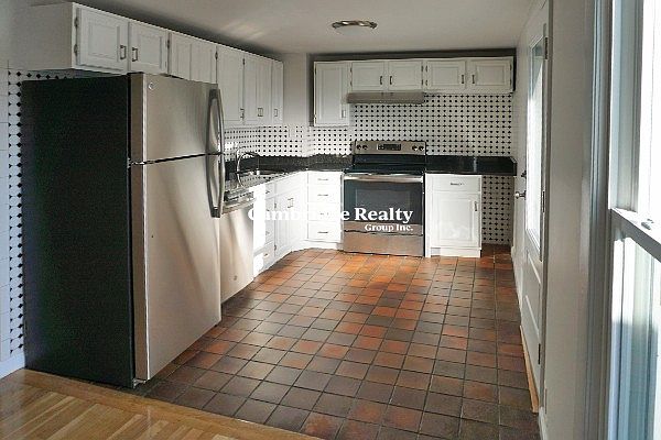 1st image of 160 Broadway #160-3T