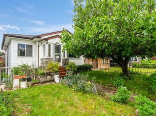 2566 Venables St, Vancouver, BC V5K2R1