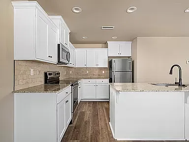 3 bed, 2.5 bath, 1551 sqft, $1,900 — Photo 2