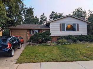 915 Yale Rd, Boulder, CO 80305