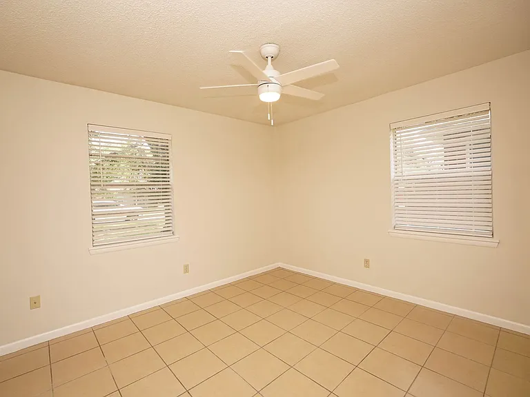 260 Glenview Ave — Photo 21