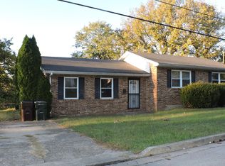 409 Jackson St, Mount Sterling, KY 40353