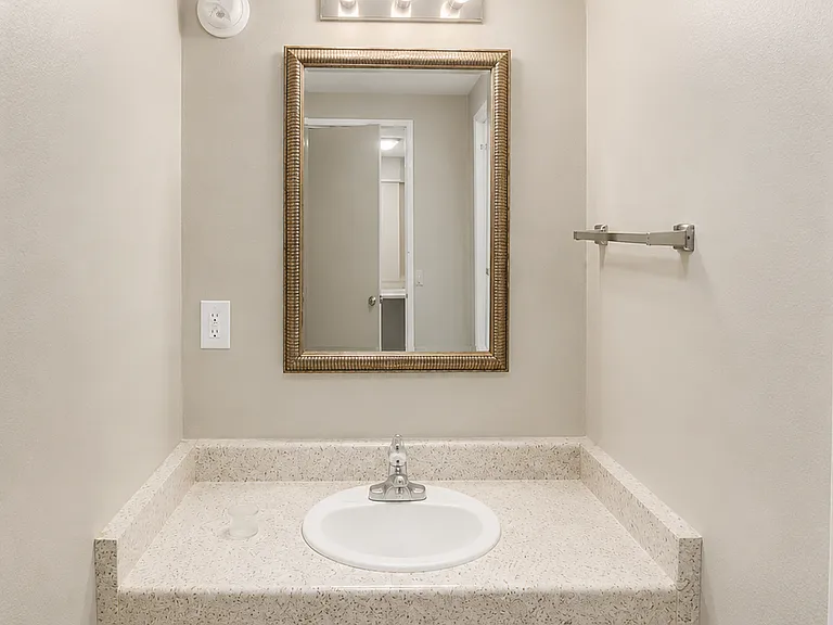 The Villas at Uptown — Photo 5