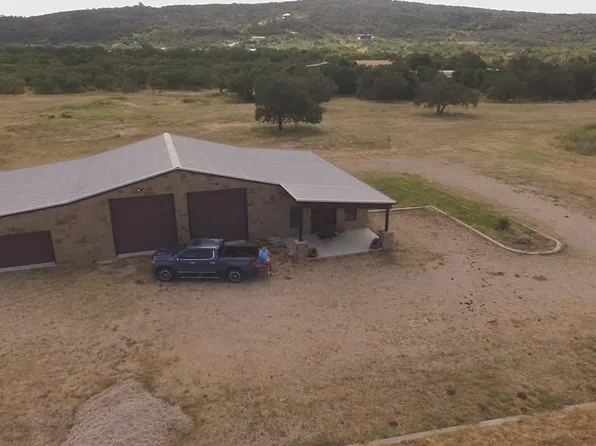 7796 W Ranch Rd 1431, Buchanan Dam, TX 78609