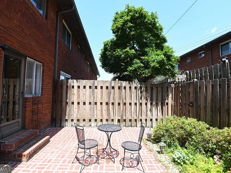 1604 Briarcliff Rd #2 — Photo 21