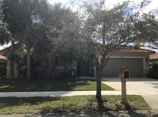 16874 Crestview Ln, Weston, FL 33326