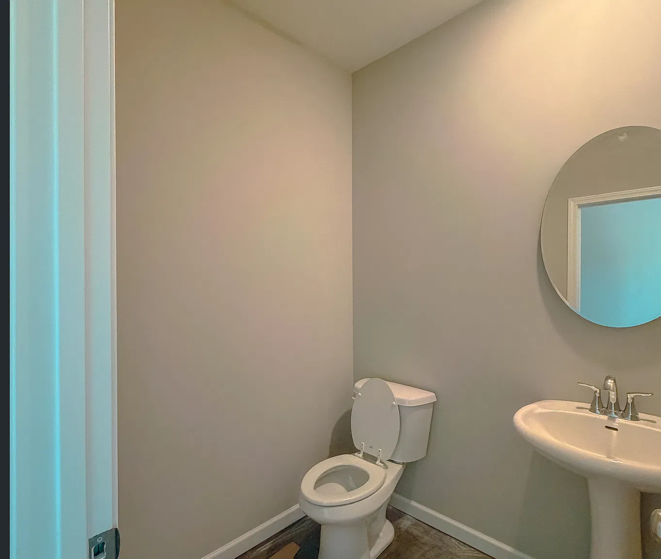 4 bed, 2.5 bath, 2101 sqft, $2,550 — Photo 4