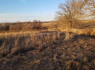 Village Creek Dr, Lansing, IA 52151