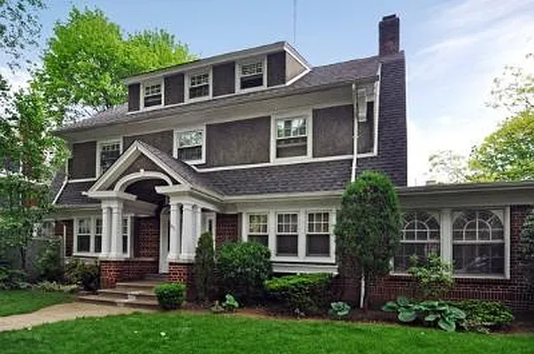 Sold by Corcoran | media 7