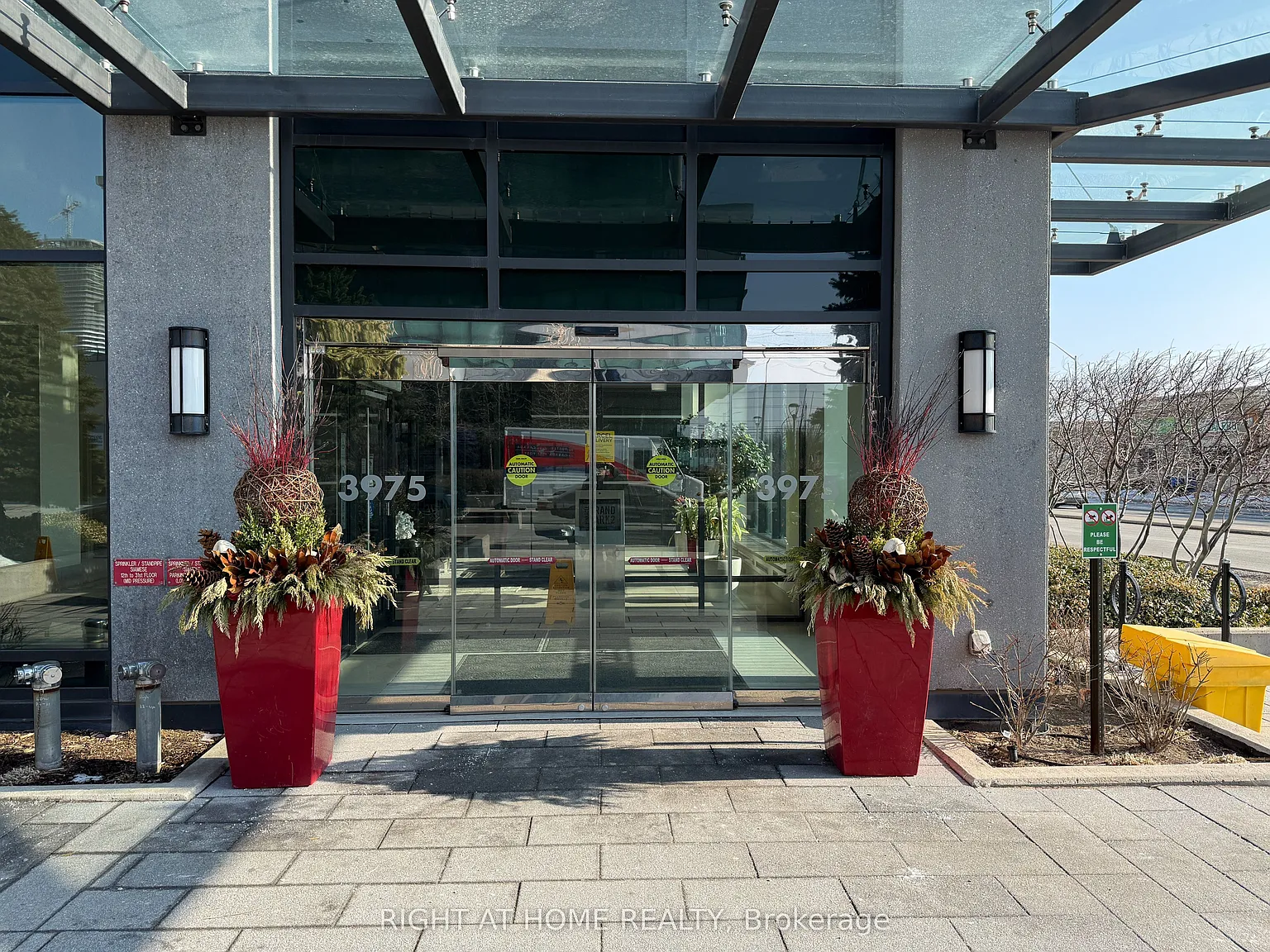 2 bed, $2,975 — Photo 2