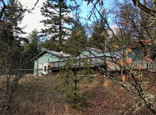 300 Decker Ln, Jacksonville, OR 97530