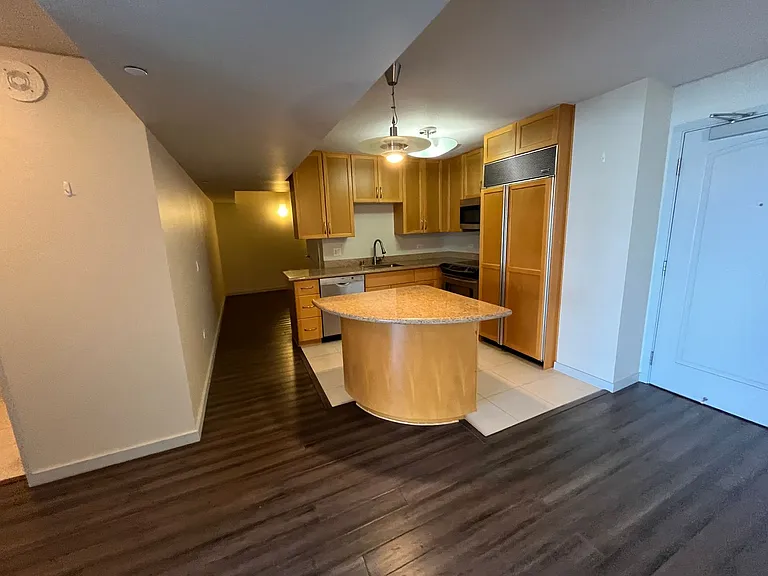 1296 Kapiolani Blvd #2004E — Photo 10