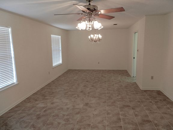 living/dining room