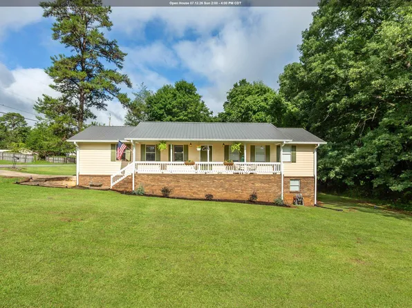 457 Permita Ct, Anniston, AL 36206