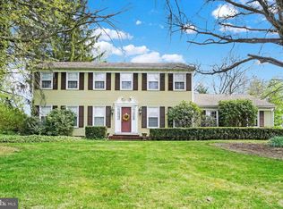 2457 Hepplewhite Dr, York, PA 17404