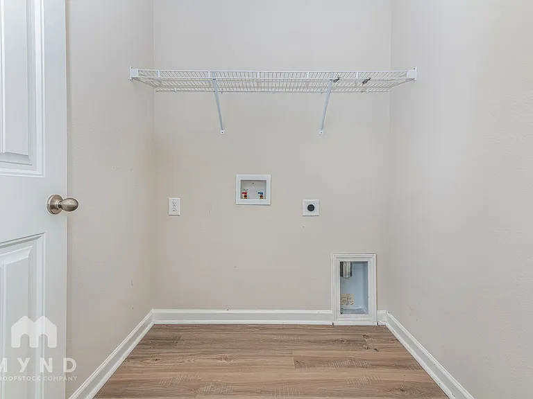 279 Royal Meadow Dr — Photo 23