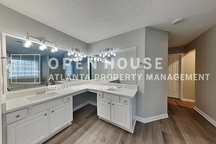 3206 Claybrooke Dr — Photo 11
