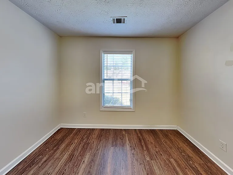 740 Chatham Park Dr — Photo 18
