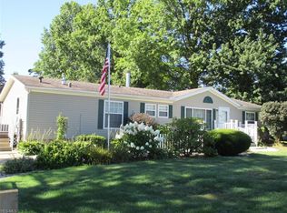 11160 Greenhaven St SW, Navarre, OH 44662