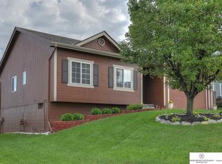 15066 Meredith Ave, Omaha, NE 68116