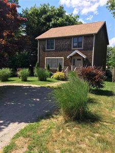 46 Bow St, Jamestown, RI, 02835