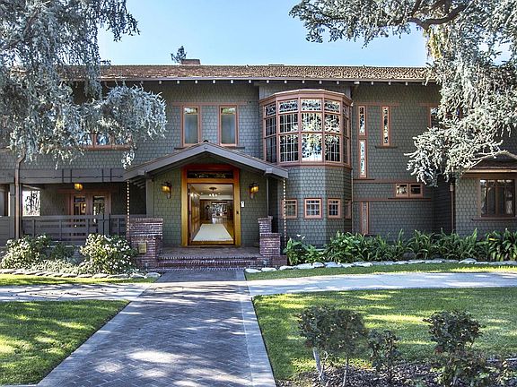 5th image of 370 W Del Mar Blvd