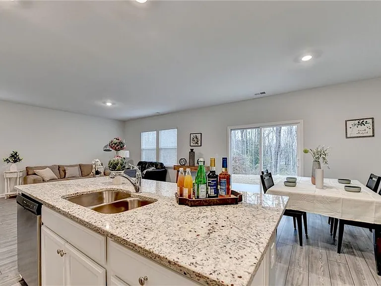 111 Horned Owl Ave — Photo 21