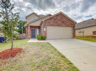 7448 Crossfire Trl, Fort Worth, TX 76112